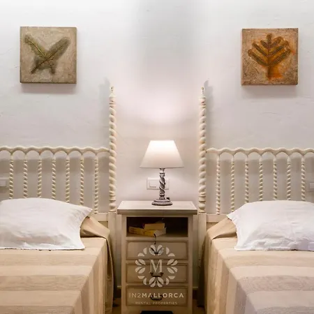 Dom wakacyjny Peric With Pool Quiet And Spacious Wifi Pollensa